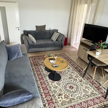 Tarraca House טיראנה